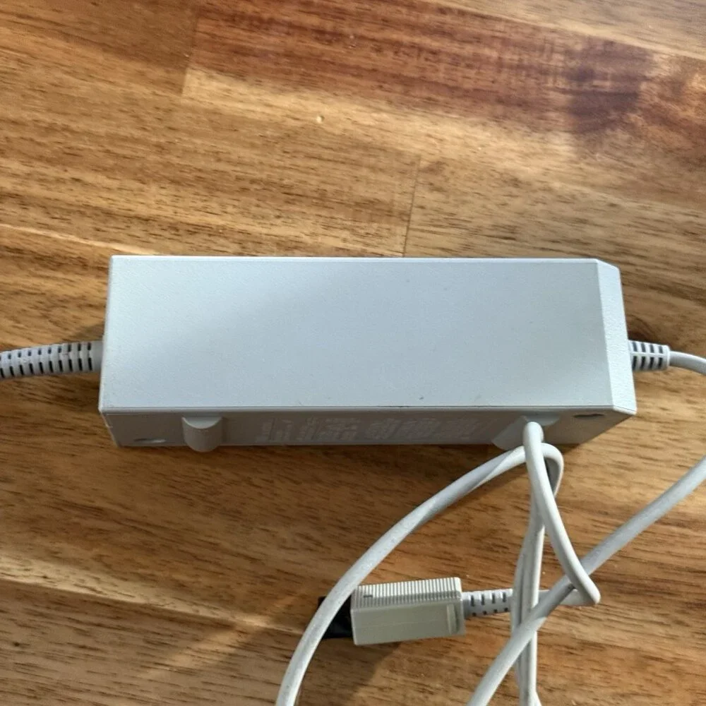OEM‎ Nintendo Wii AC Adapter RVL-002 USA Power Supply Charger 12V 3.7A AUTHENTIC